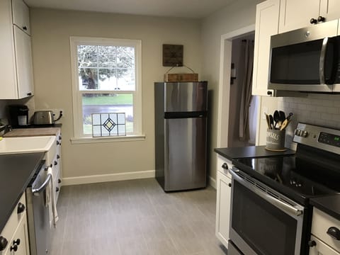 All new kitchen with premium GE appliances.