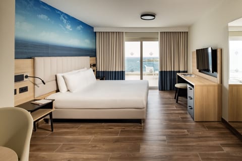 Suite, Terrace, Sea View | Minibar, in-room safe, desk, free WiFi
