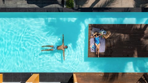 Outdoor pool, sun loungers