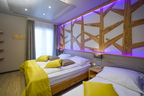 Comfort Triple Room, 1 Double Bed with Sofa bed | Hypo-allergenic bedding, minibar, in-room safe, desk