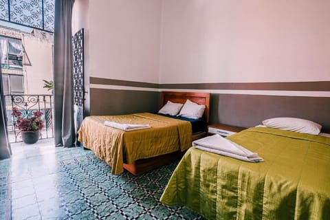 Triple Room | Free WiFi, bed sheets