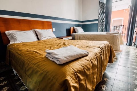 Triple Room | Free WiFi, bed sheets