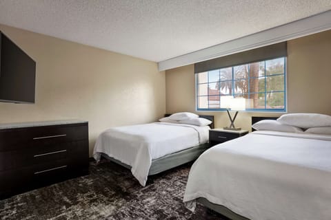 Suite, 2 Queen Beds, Accessible, Bathtub (Hearing Access) | Premium bedding, in-room safe, desk, laptop workspace