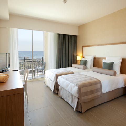 Family Connection (Annex Building) | Premium bedding, minibar, in-room safe, desk