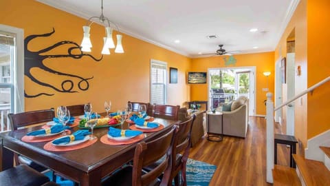 OCTOPUS'S GARDEN has been whimsically decorated with furnishings that reflect the laid-back, quirky island life style of Key West...