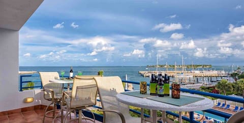 The views of the harbor from your spacious balcony are simply stunning...