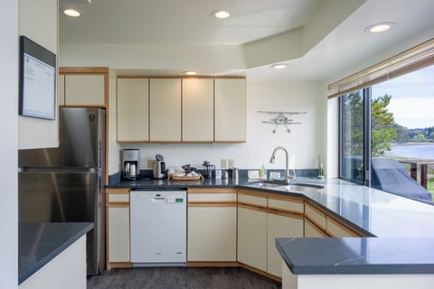 37 Mongose Ln - Lopez Island Washington - 20