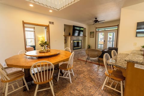 Main Level | Dining | Living Room