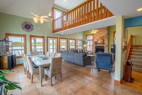 Main Level | Living Room