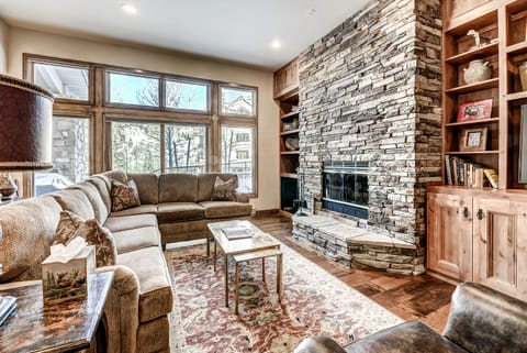 Spacious Living Room With Fireplace