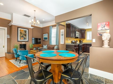 2nd Floor Dining area