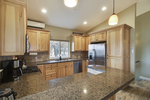 Clean and Modern Kitchen welcomes you