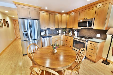 Fully Remodeled Kitchen - Fully Remodeled Kitchen