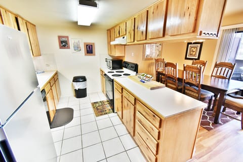 Fully Equipped Kitchen - Fully Equipped Kitchen