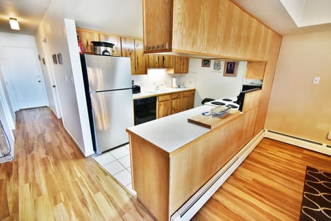 Fully Equipped Kitchen - Fully Equipped Kitchen