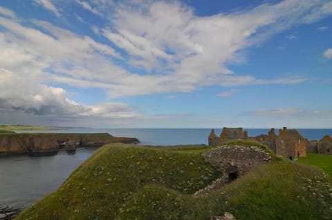 Dunnottar Castle has a spectacular clifftop setting