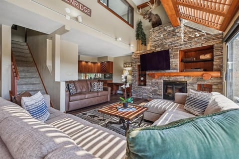 Living Room - Beaver Run Black Diamond Penthouse - Breckenridge Vacation Rental