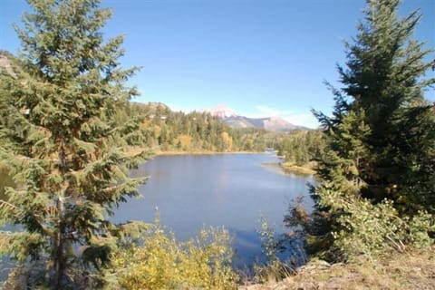 Beautiful Views of the Lake and Mountains