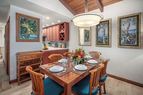 Lawai Beach Resort 1401 - Dining for 6 with the Perfect Ambiance