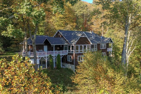 Vista View Lodge - Fall