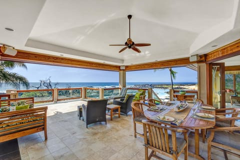 Spacious Covered Middle Lanai with Dining and Lounge Seating