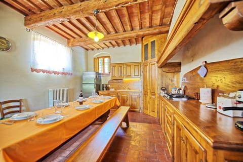 Dining Room, Kitchen