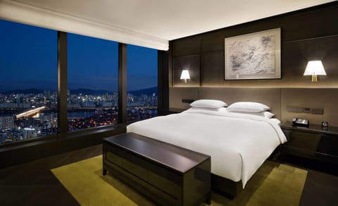 Grand Executive Suite King | View from room