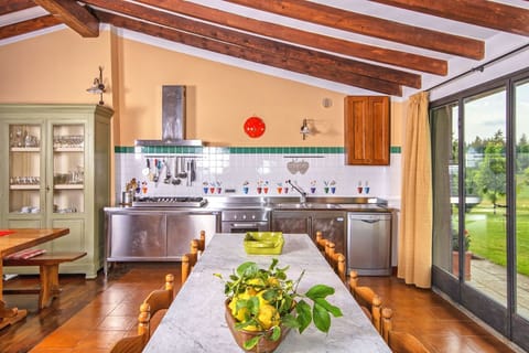 Dining Room, Kitchen