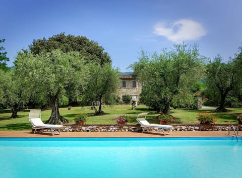 Building Exterior, Garden, Outdoor, Pool