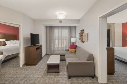 Suite, 2 Bedrooms, Kitchen | Premium bedding, Tempur-Pedic beds, in-room safe, desk