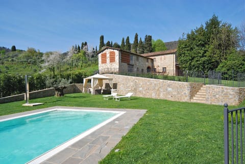 Building Exterior, Garden, Pool