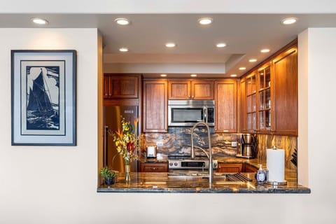 Tastefully furnished, open floor plan