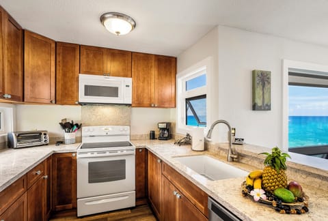 Cooking isn't a task with a view like this!