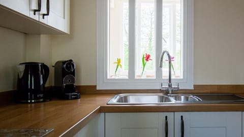 Kitchen, Oliver Cromwell at Sudeley Castle, Bolthole Retreats
