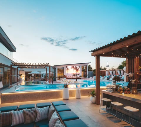 Indoor pool, outdoor pool