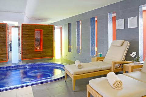 Sauna, spa tub, steam room, Turkish bath, body treatments, body scrubs