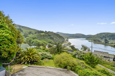 Fantastic views of the Russian River from most angles.
