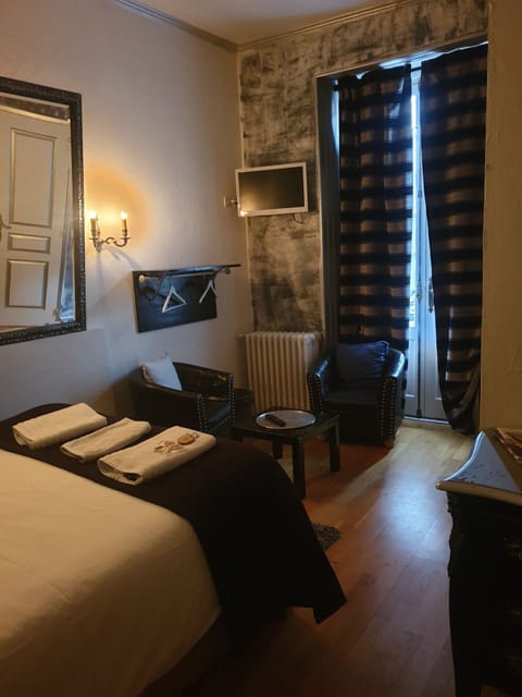 Comfort Double Room | Egyptian cotton sheets, premium bedding, down comforters