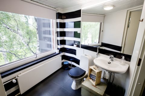 Double Room, Private Bathroom | Bathroom | Towels