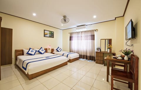 Deluxe Family Room no balcony | 1 bedroom, premium bedding, minibar, in-room safe
