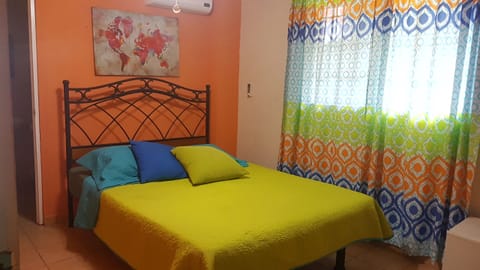 Room, 1 Queen Bed | Individually decorated, individually furnished, rollaway beds, free WiFi