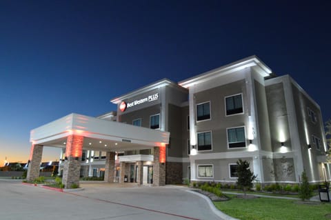 Best Western Plus Bay City Inn & Suites | Bay City, TX | VacationRenter