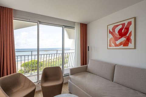 Suite, Balcony, Sea View | Premium bedding, minibar, in-room safe, blackout drapes