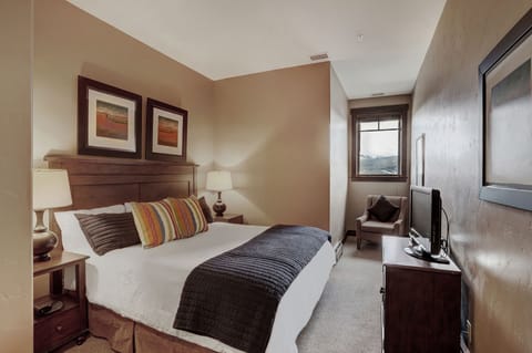Condo, 4 Bedrooms | 1 bedroom, hypo-allergenic bedding, in-room safe, individually decorated