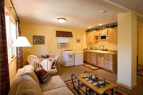 Luxury Single Room, Hot Tub (The Chalet) | Private kitchen | Fridge, microwave, coffee/tea maker, waffle maker