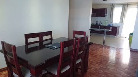 Executive Apartment, 3 Bedrooms, Balcony | In-room dining