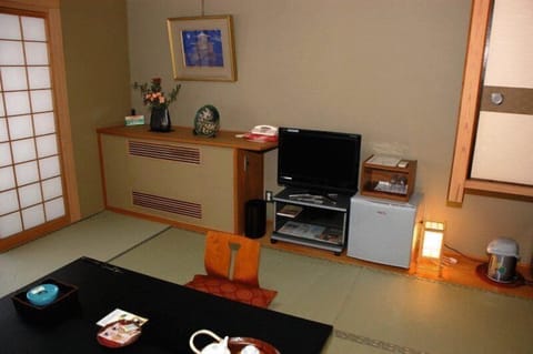 Japanese Tatami Room | In-room safe, blackout drapes, free WiFi