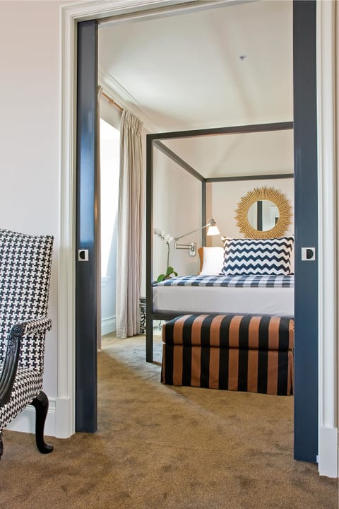 Suite, 1 Bedroom | Frette Italian sheets, premium bedding, in-room safe, desk