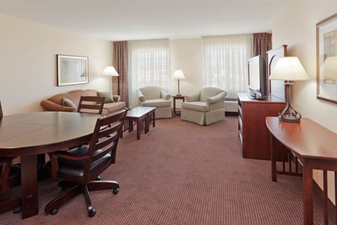 Suite, 1 Bedroom, Kitchen | Desk, laptop workspace, blackout drapes, iron/ironing board