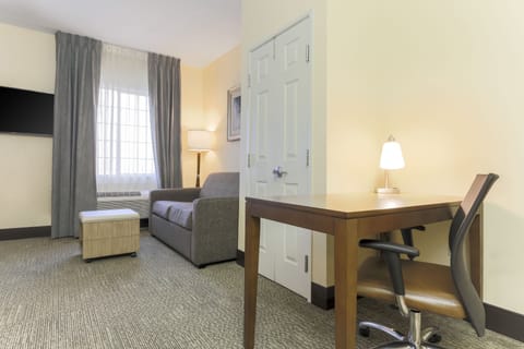 Studio Suite, 1 Queen Bed, Accessible (Mobility, Accessible Tub) | Desk, laptop workspace, iron/ironing board, free WiFi